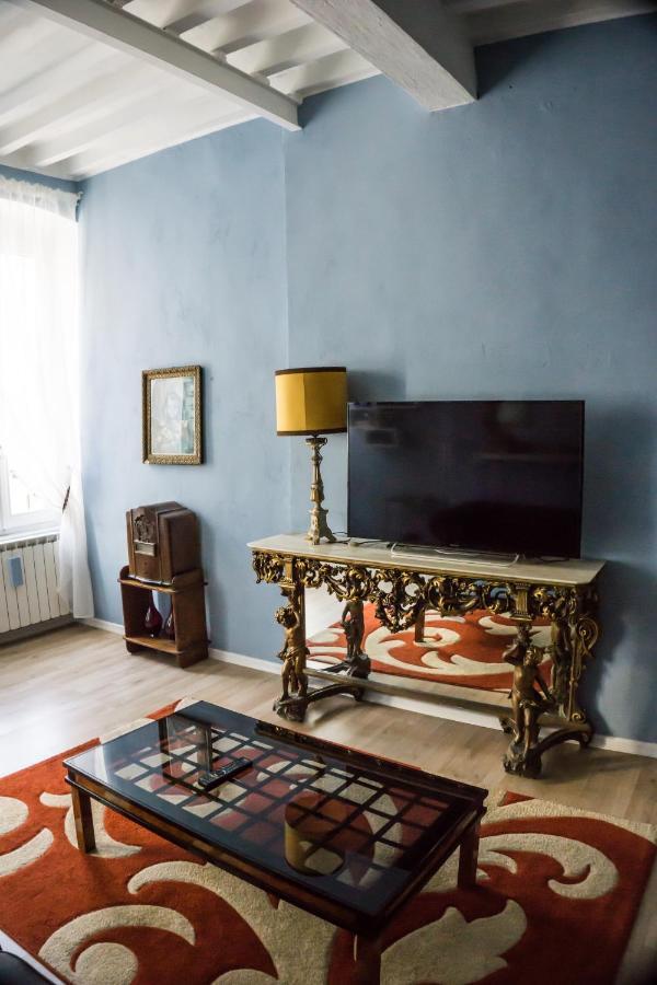 Apartment Lo Specchio Parma